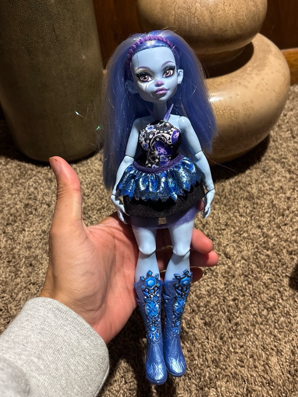 Monster High Skulltimate Secrets Monster Mysteries Abbey Bominable Doll